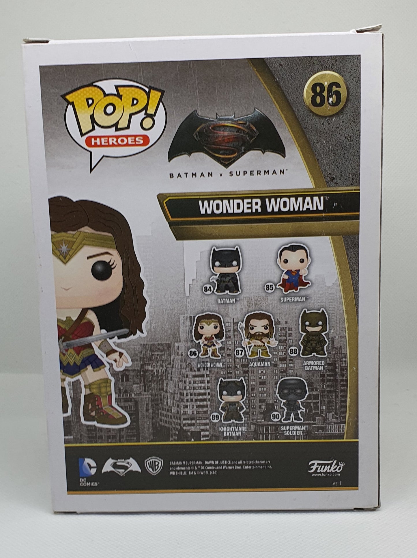 86 - HEROES - BATMAN VS SUPERMAN - WONDER WOMAN